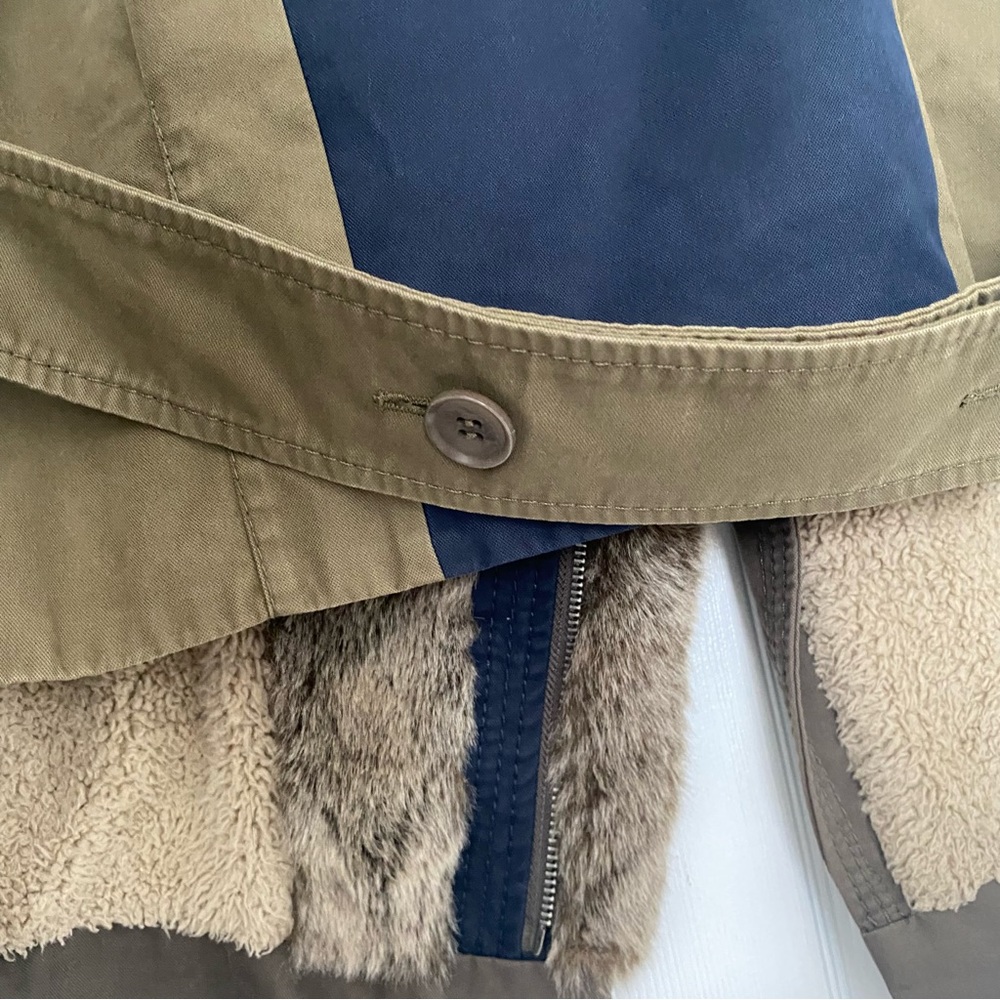BCBG Fall Jacket - Picture 5 of 5